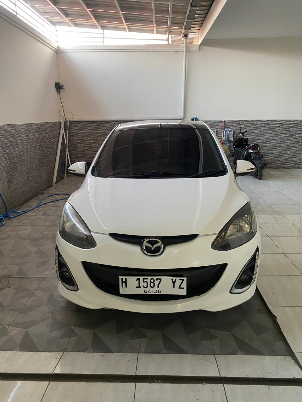 Second Hand 2011 Mazda 2 Hatchback Second Hand 2011 Mazda 2 Hatchback