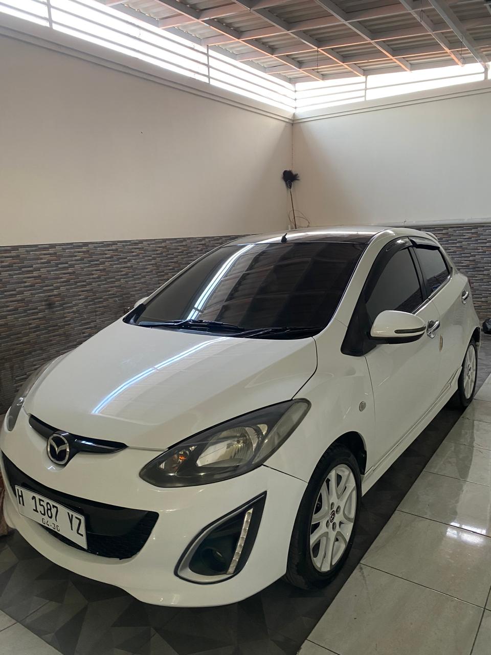 2011 Mazda 2 Hatchback 2011 Mazda 2 Hatchback