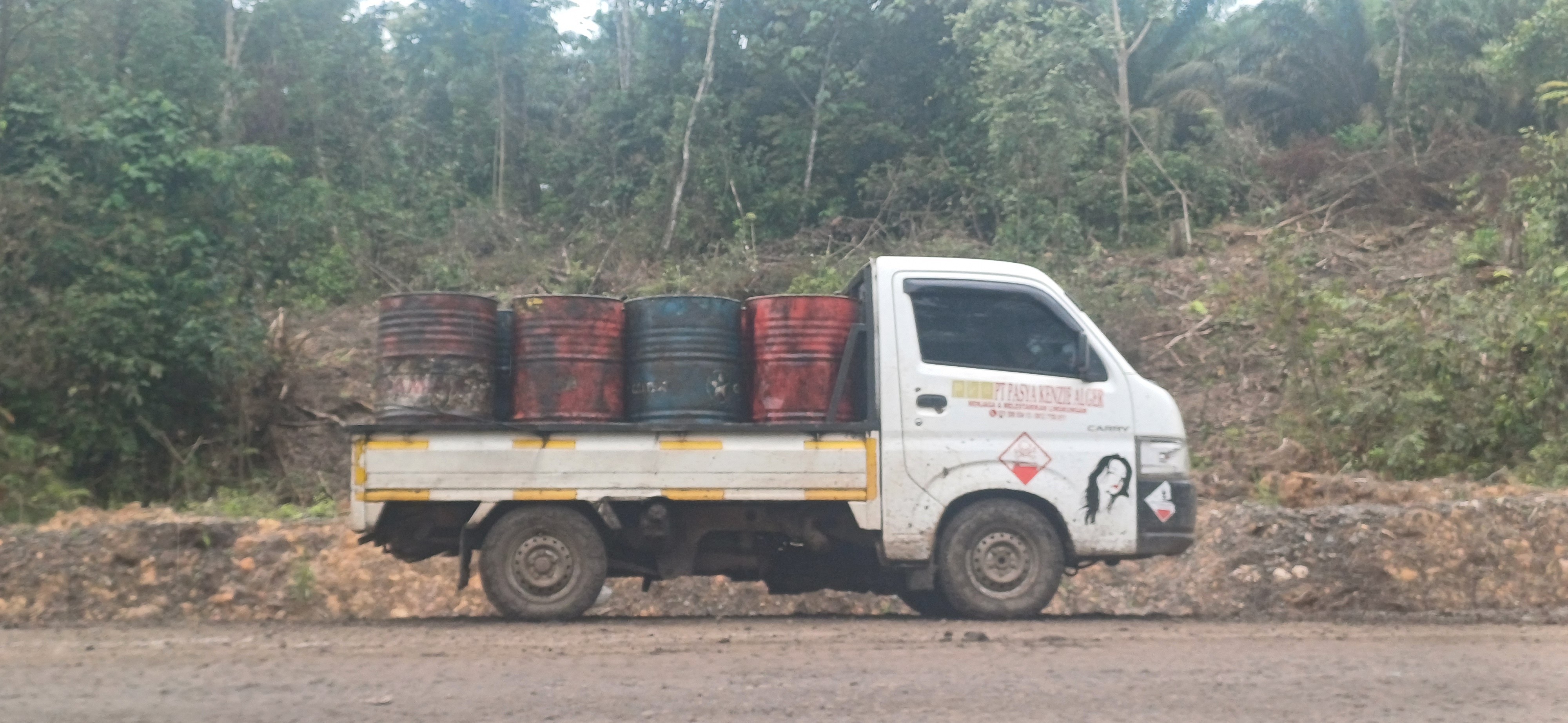 2020 Suzuki Carry 1.5L PU FLAT DECK 2020 Suzuki Carry 1.5L PU FLAT DECK