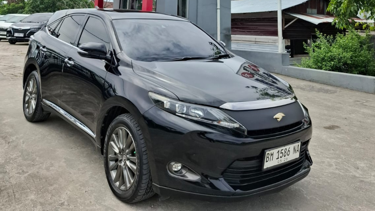 2015 Toyota Harrier 2.0L AT 2015 Toyota Harrier 2.0L AT