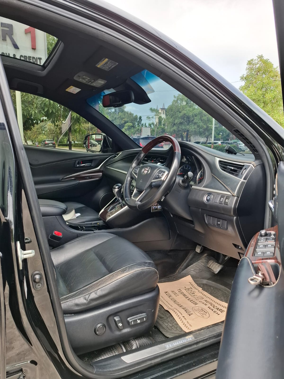 2015 Toyota Harrier 2.0L AT 2015 Toyota Harrier 2.0L AT