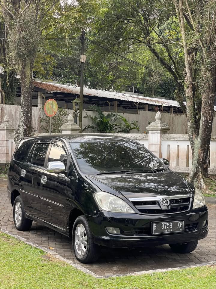 Second Hand 2006 Toyota Kijang Innova 2.0 V AT Second Hand 2006 Toyota Kijang Innova 2.0 V AT