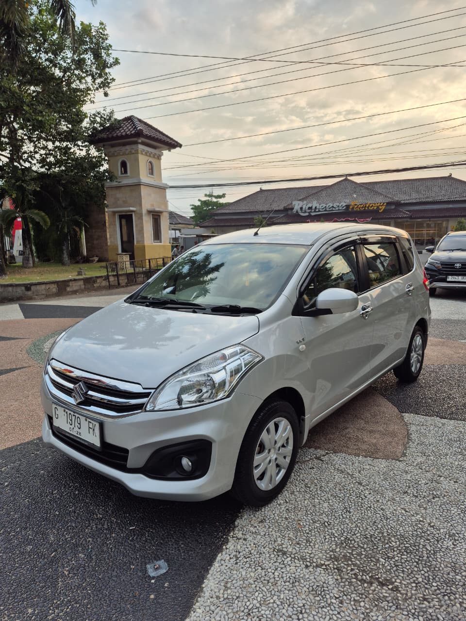 2017 Suzuki Ertiga  GL MT 2017 Suzuki Ertiga  GL MT