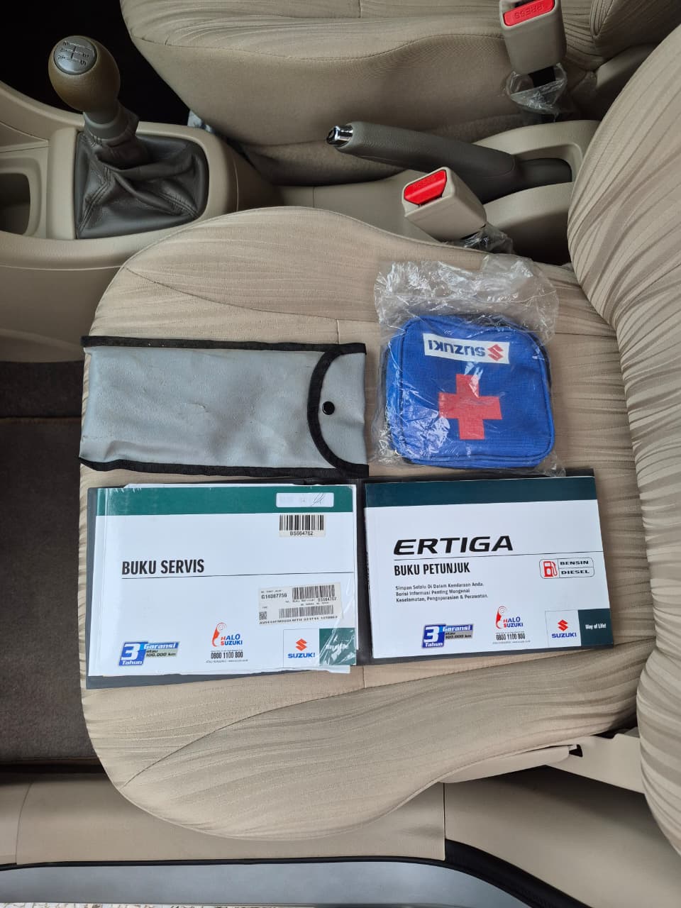 2017 Suzuki Ertiga  GL MT 2017 Suzuki Ertiga  GL MT