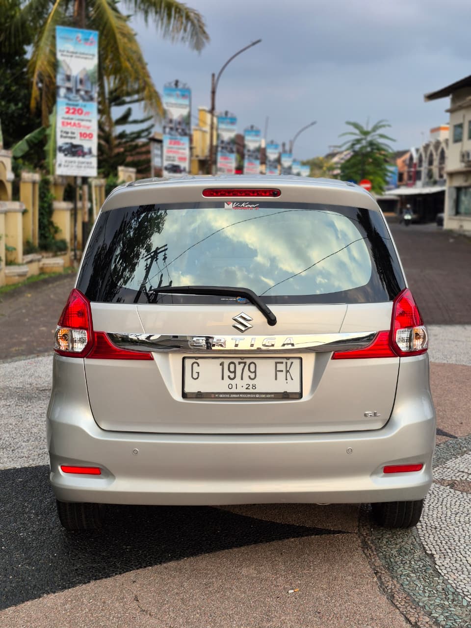 2017 Suzuki Ertiga  GL MT 2017 Suzuki Ertiga  GL MT