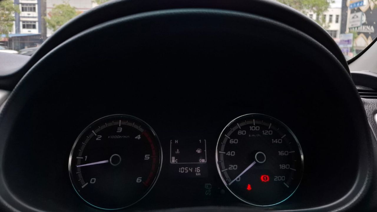 2021 Mitsubishi Triton  GLS MT Double Cab 4WD 2021 Mitsubishi Triton  GLS MT Double Cab 4WD