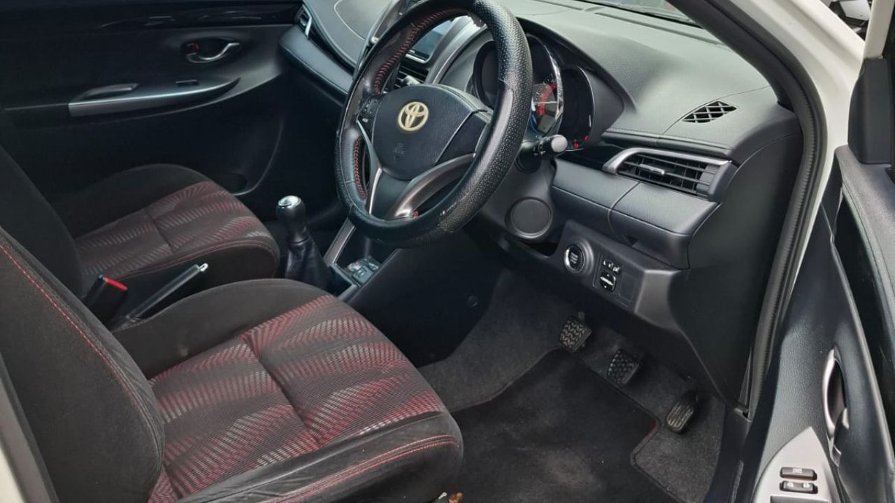 2016 Toyota Yaris 2016 Toyota Yaris