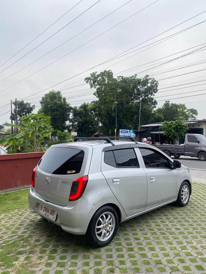 2012 Daihatsu Ayla 1.0L D Plus MT 2012 Daihatsu Ayla 1.0L D Plus MT