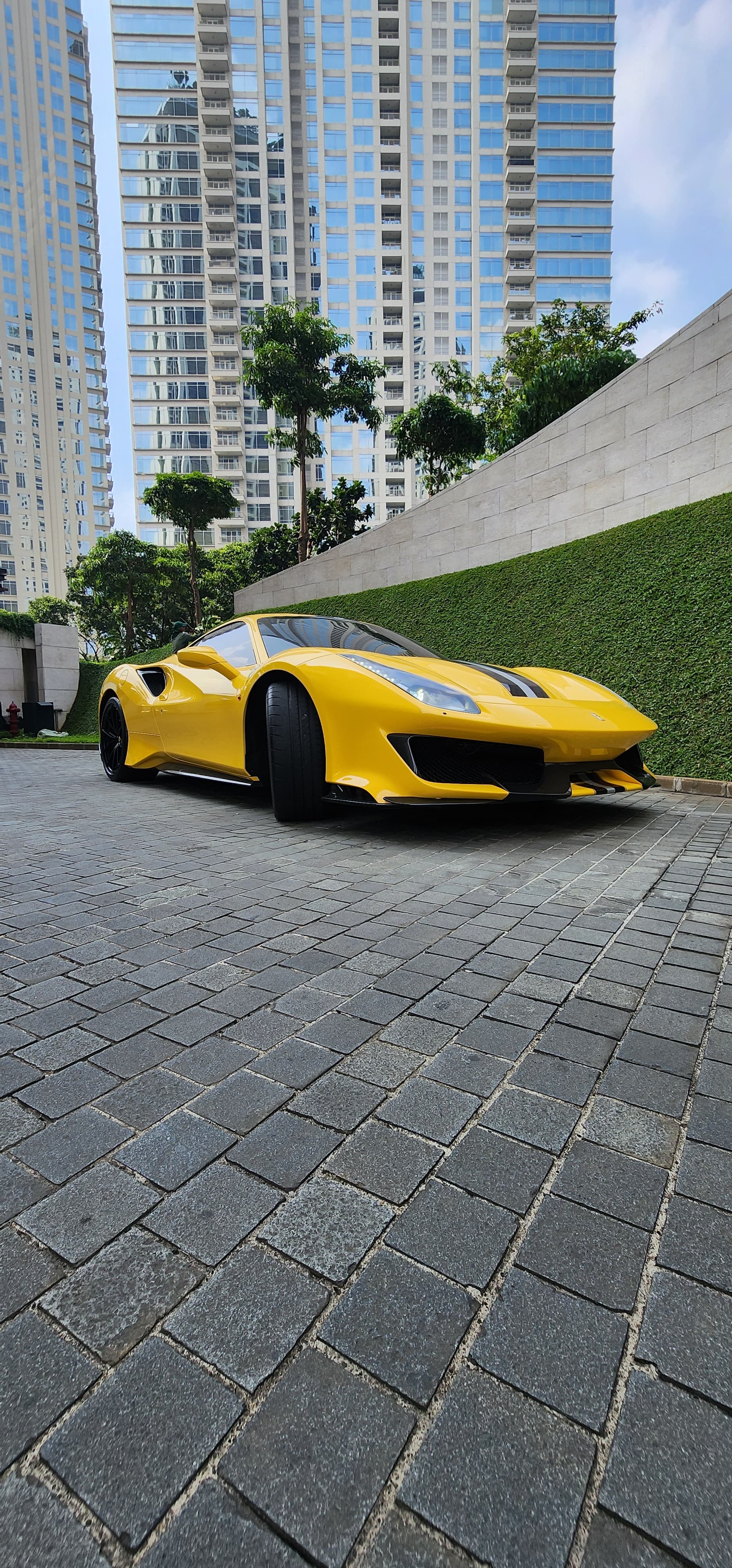 2021 Ferrari 488 GTB 488 GTB 2021 Ferrari 488 GTB 488 GTB