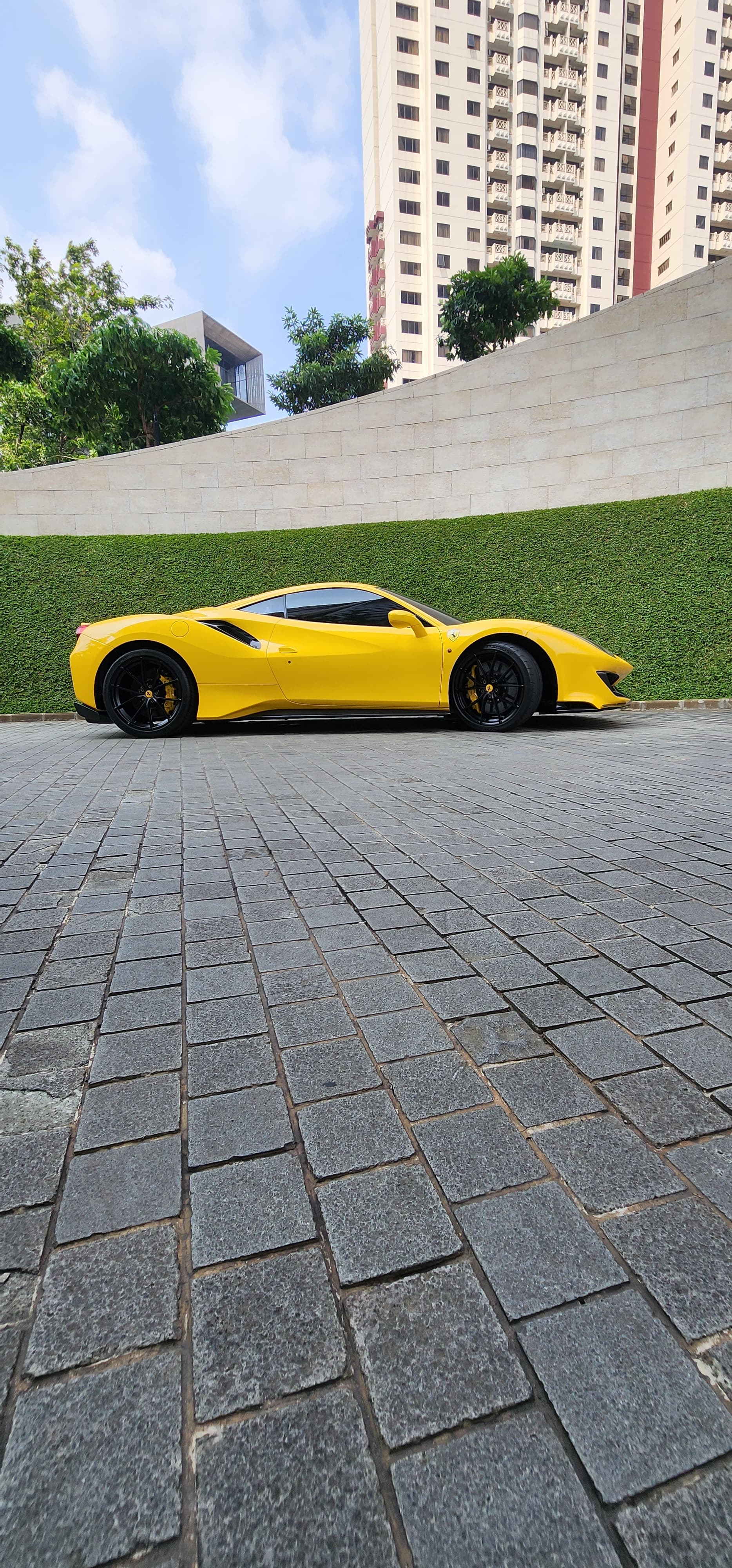 2021 Ferrari 488 GTB 488 GTB 2021 Ferrari 488 GTB 488 GTB