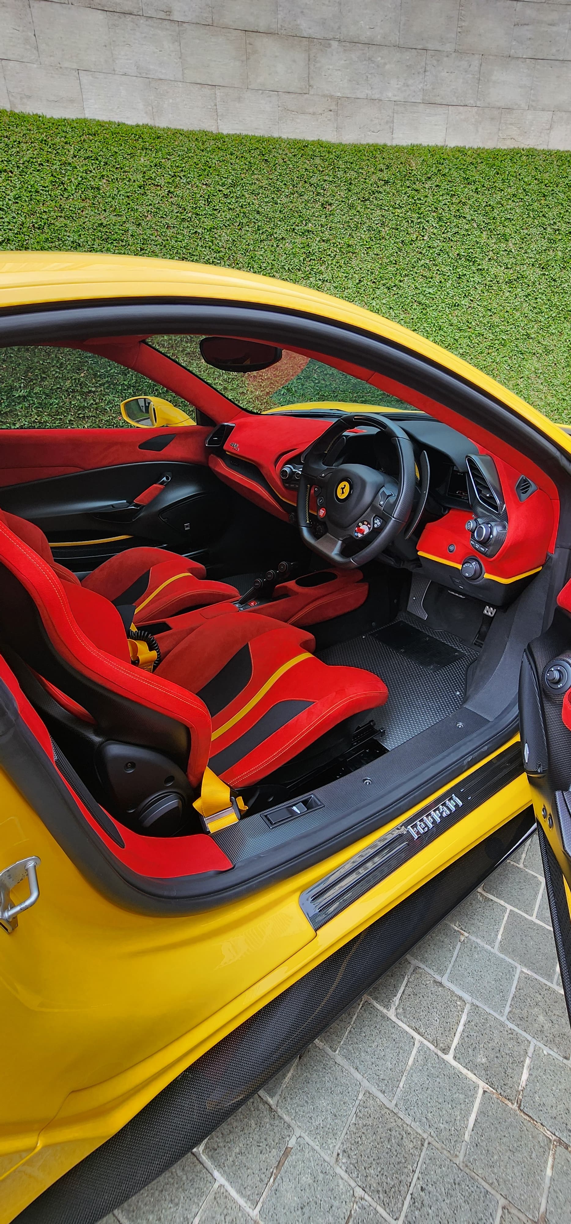 2021 Ferrari 488 GTB 488 GTB 2021 Ferrari 488 GTB 488 GTB