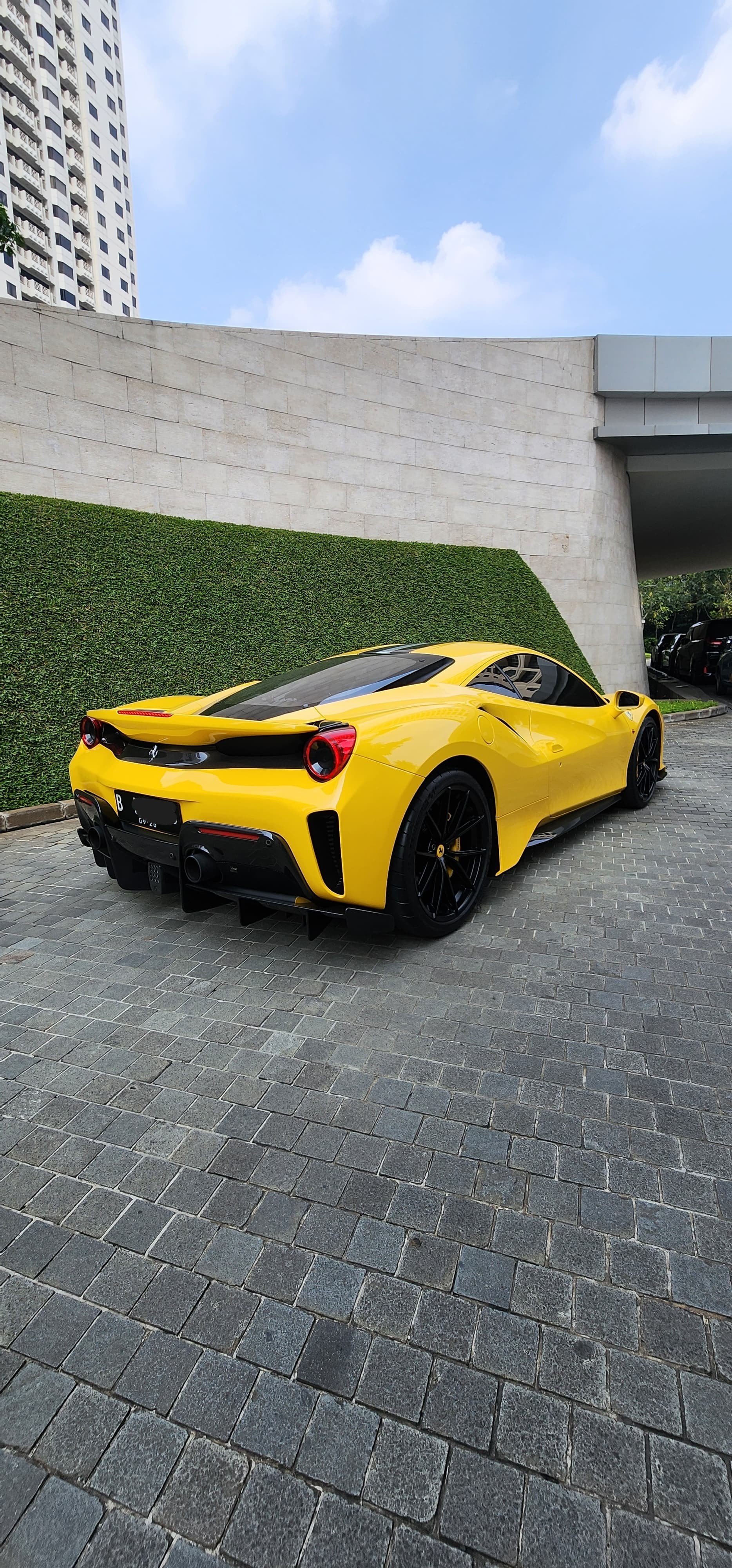 2021 Ferrari 488 GTB 488 GTB 2021 Ferrari 488 GTB 488 GTB