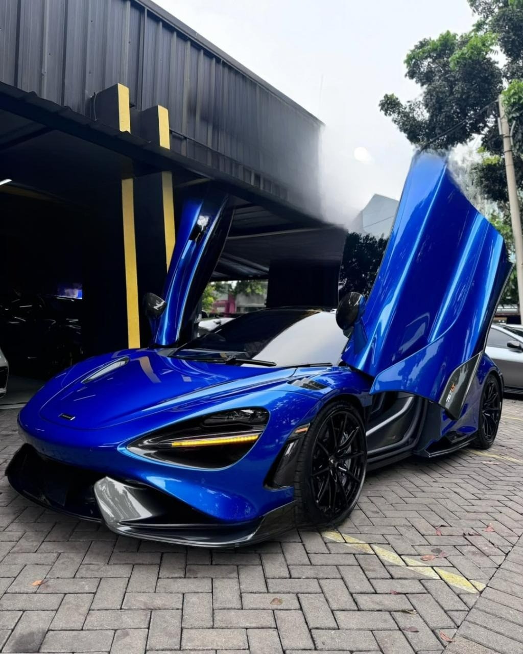 2022 Mclaren 765LT Spider 4.0L V8 Bekas 2022 Mclaren 765LT Spider 4.0L V8 Bekas