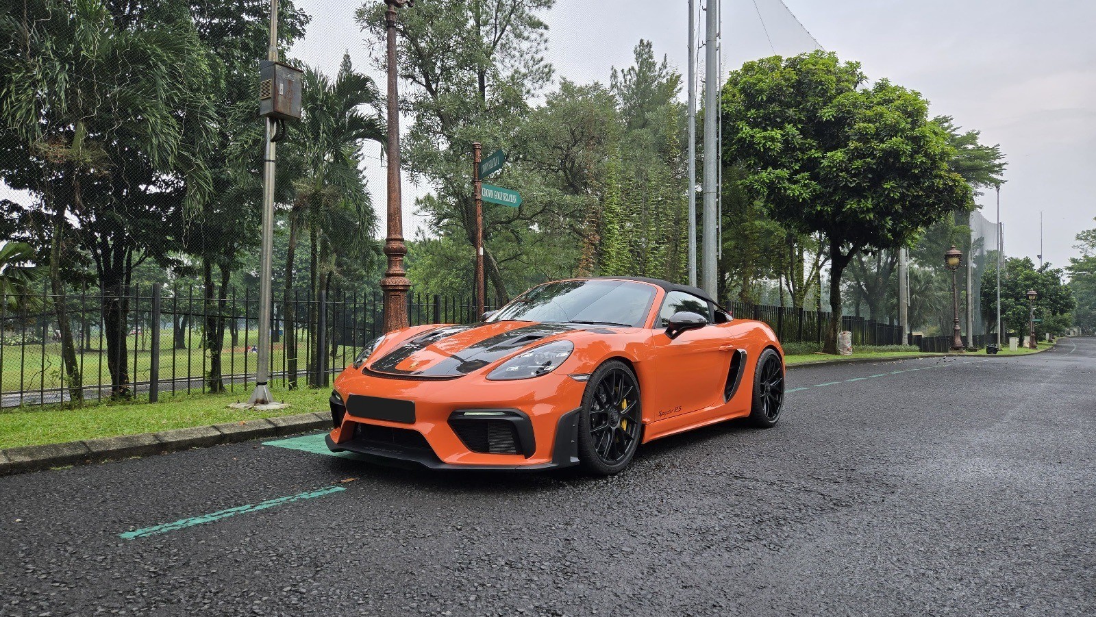 2025 Porsche 718 Spyder RS Bekas 2025 Porsche 718 Spyder RS Bekas