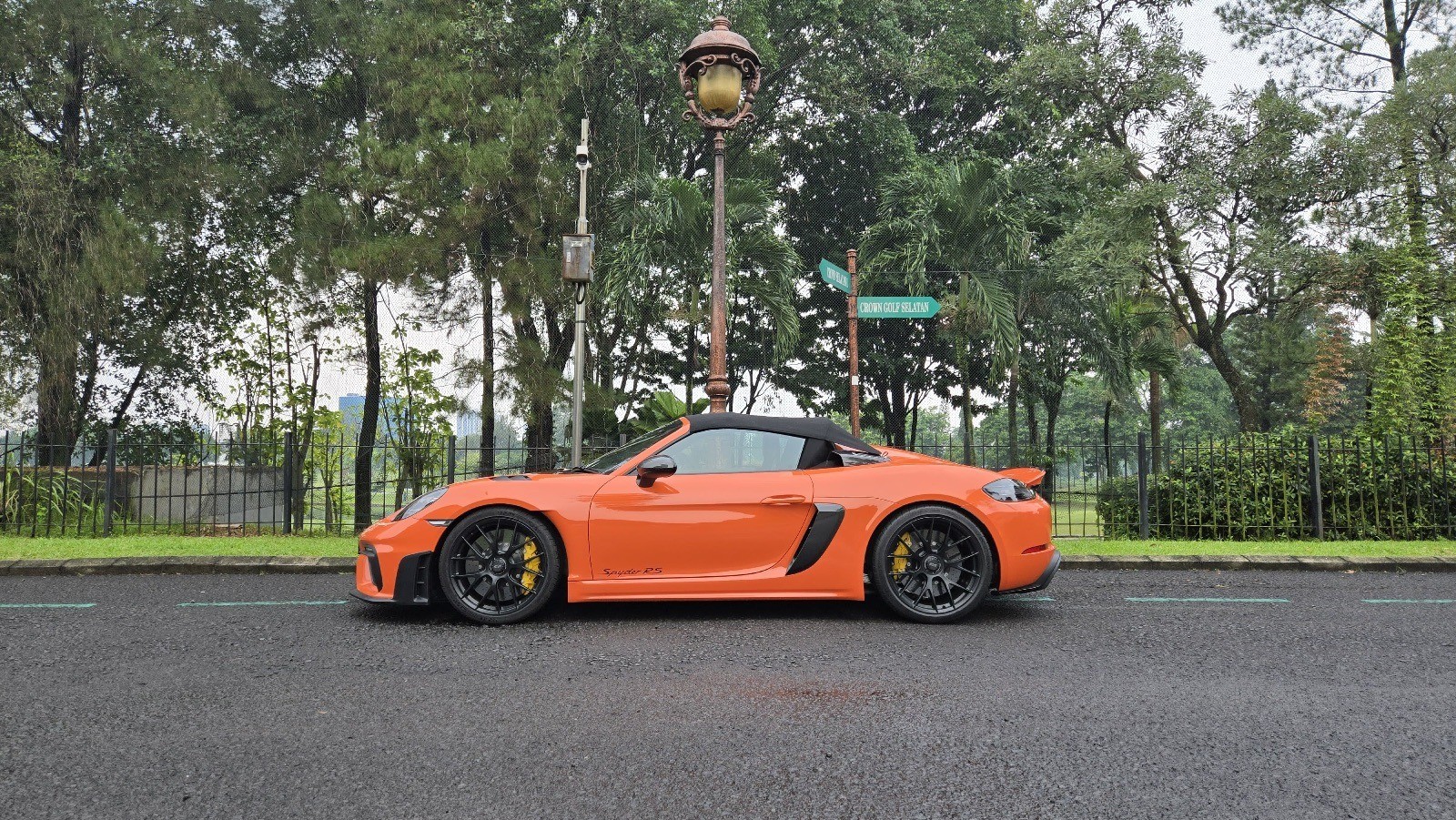 2025 Porsche 718 Spyder RS 2025 Porsche 718 Spyder RS