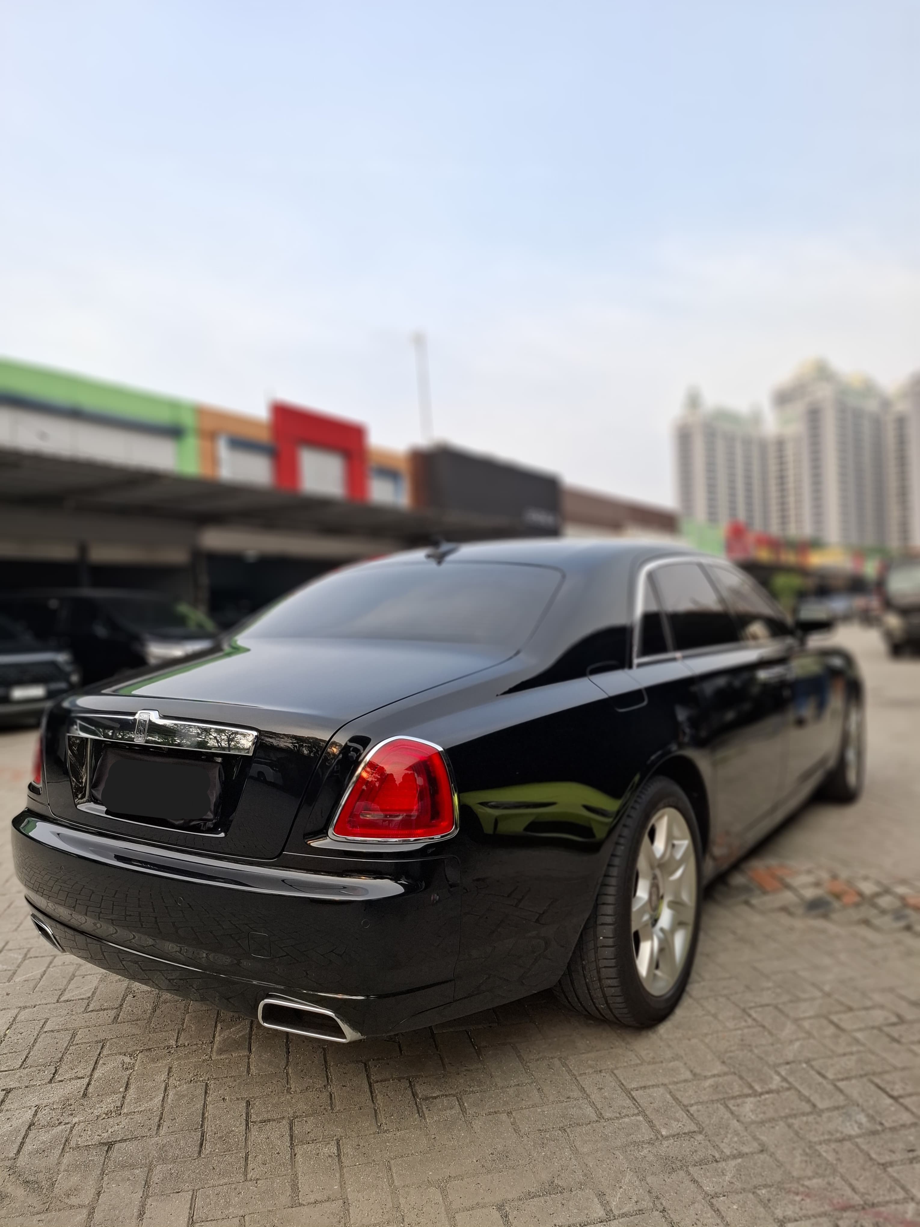 2011 Rolls Royce Ghost 6.6 L 2011 Rolls Royce Ghost 6.6 L