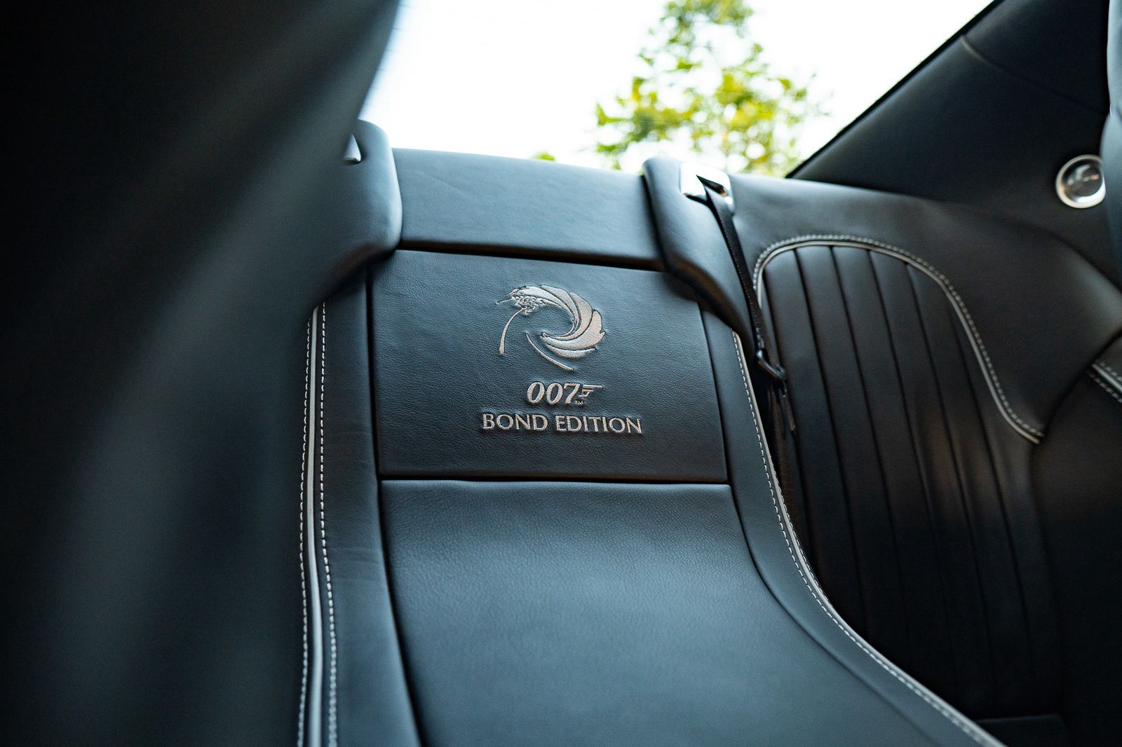 2016 Aston Martin DB9 GT 2016 Aston Martin DB9 GT