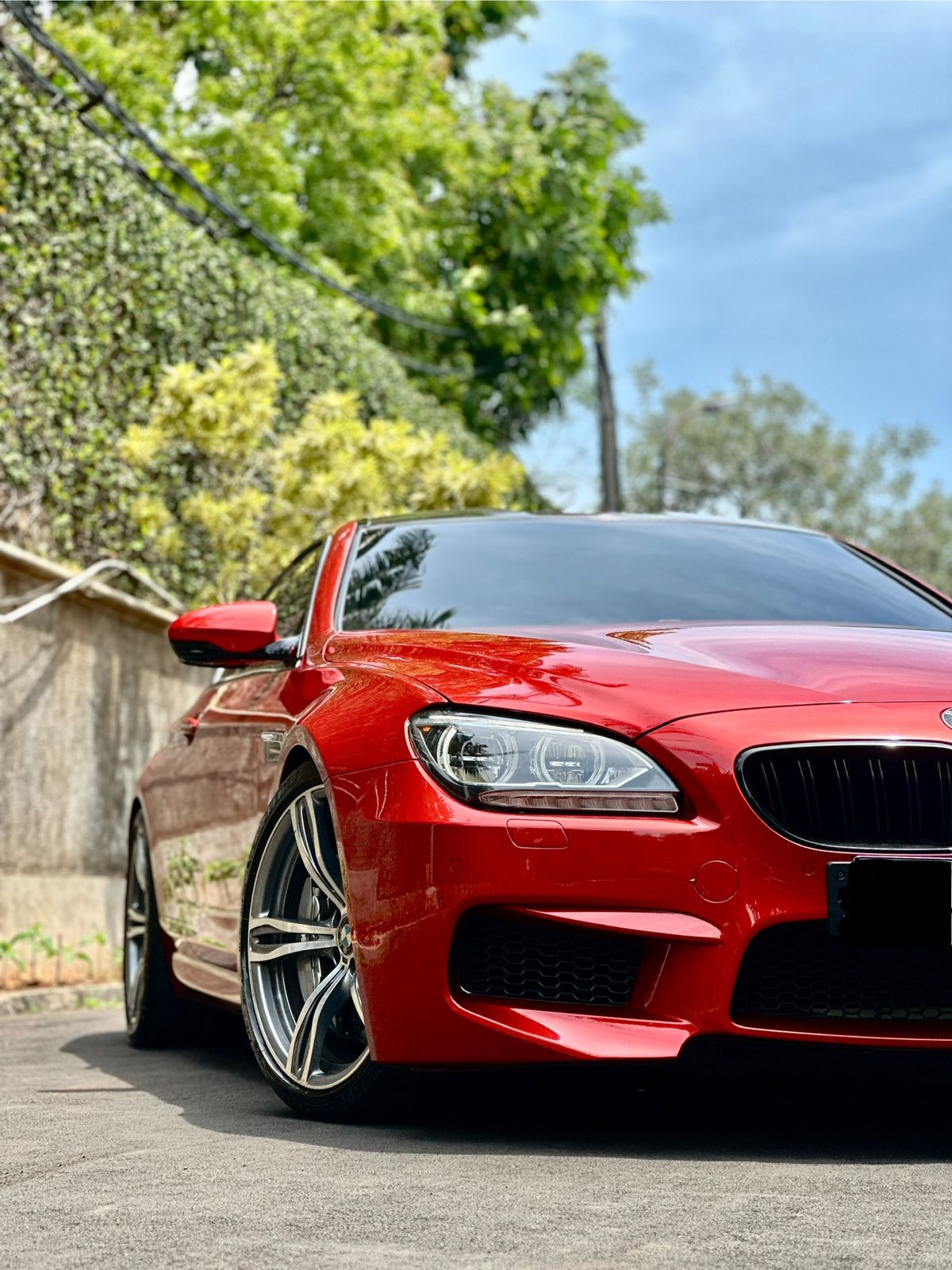 2013 BMW M6 Coupe 4.4 L 2013 BMW M6 Coupe 4.4 L