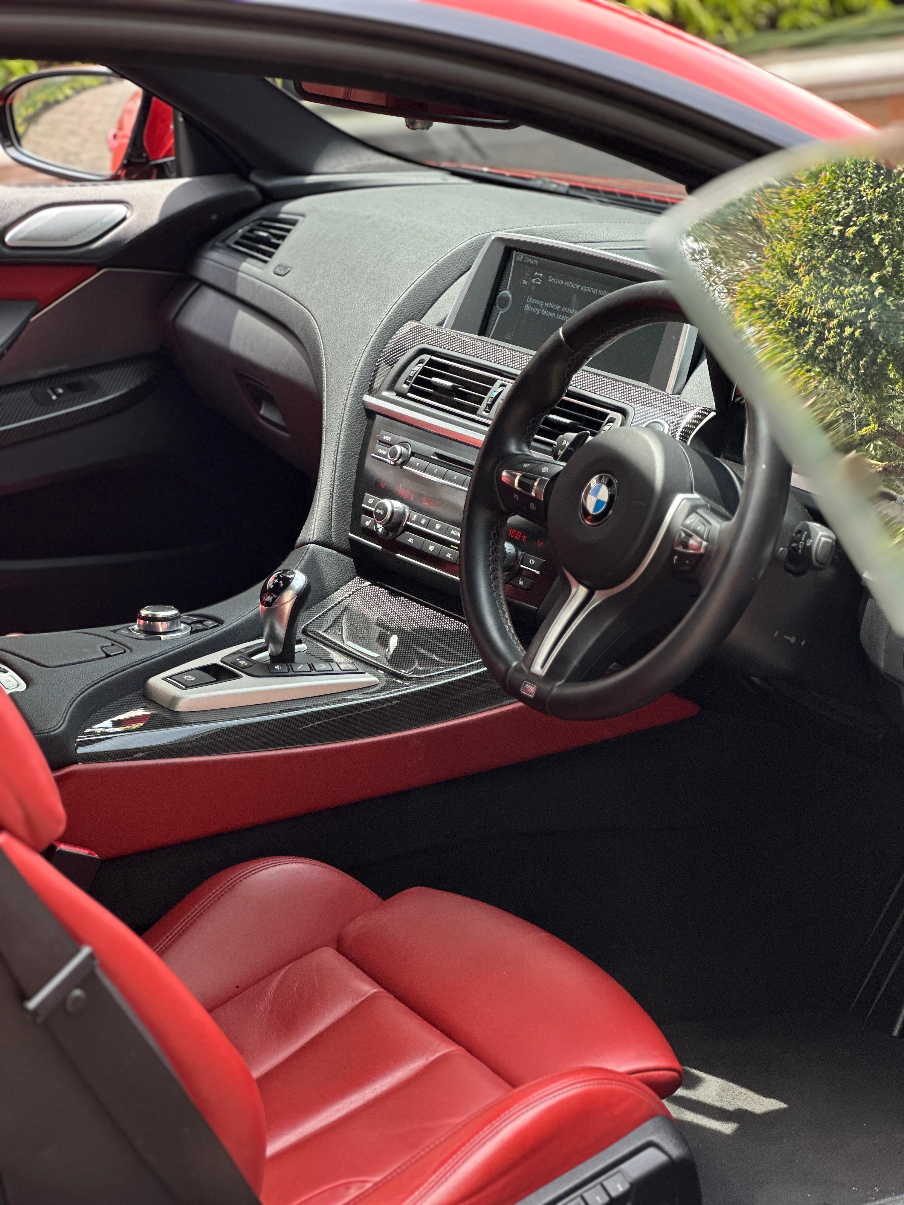 2013 BMW M6 Coupe 4.4 L 2013 BMW M6 Coupe 4.4 L