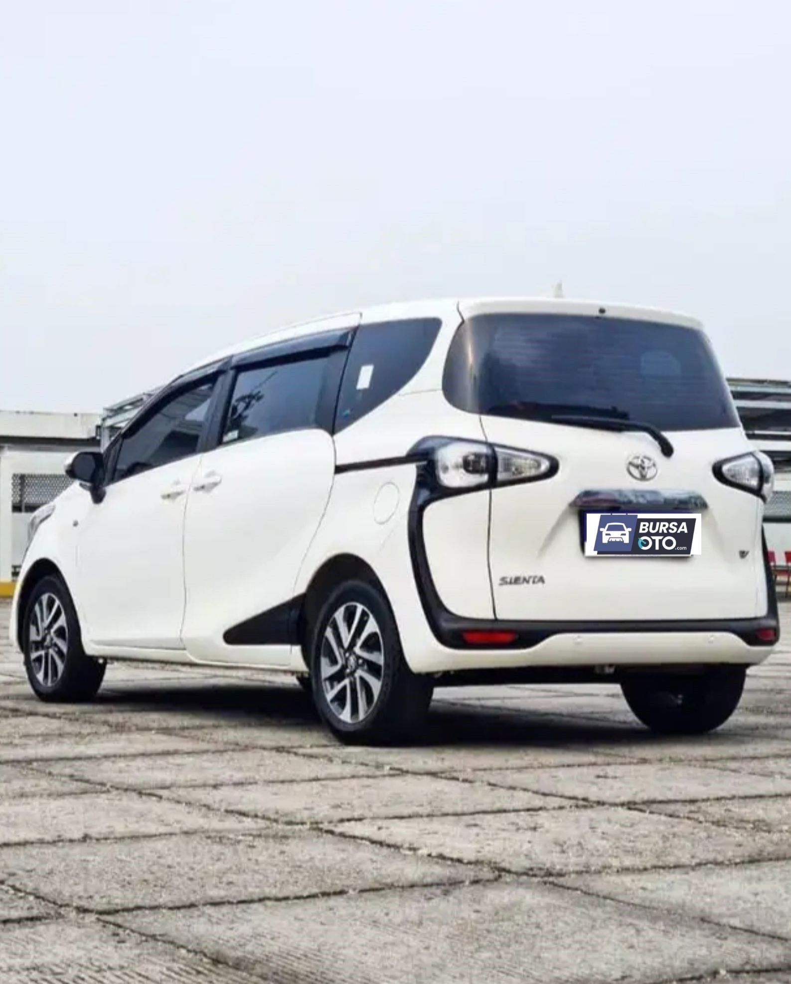 2017 Toyota Sienta 2017 Toyota Sienta