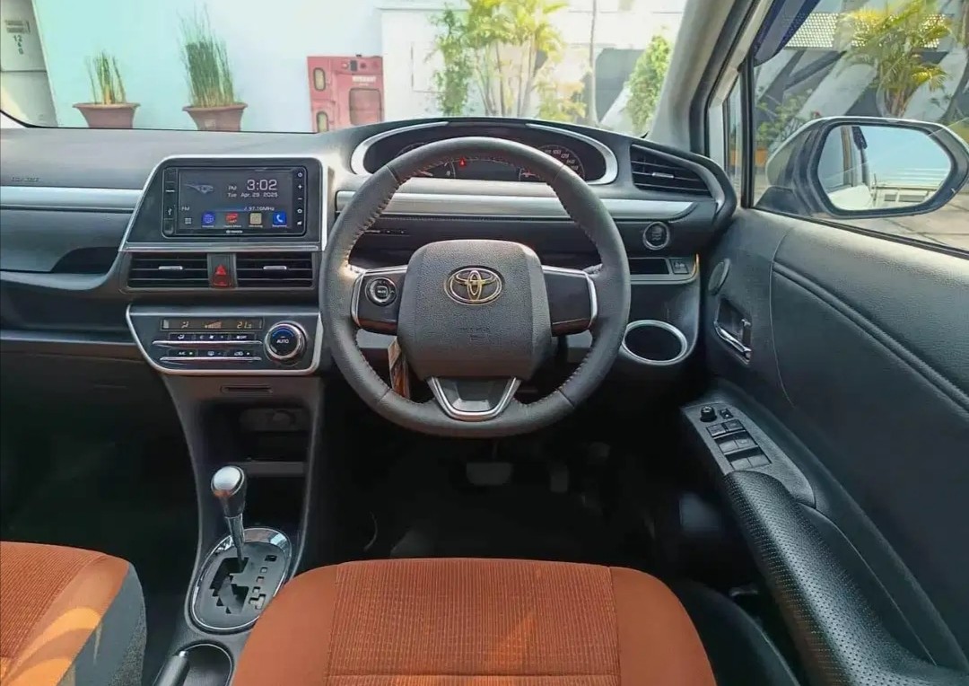 2017 Toyota Sienta 2017 Toyota Sienta