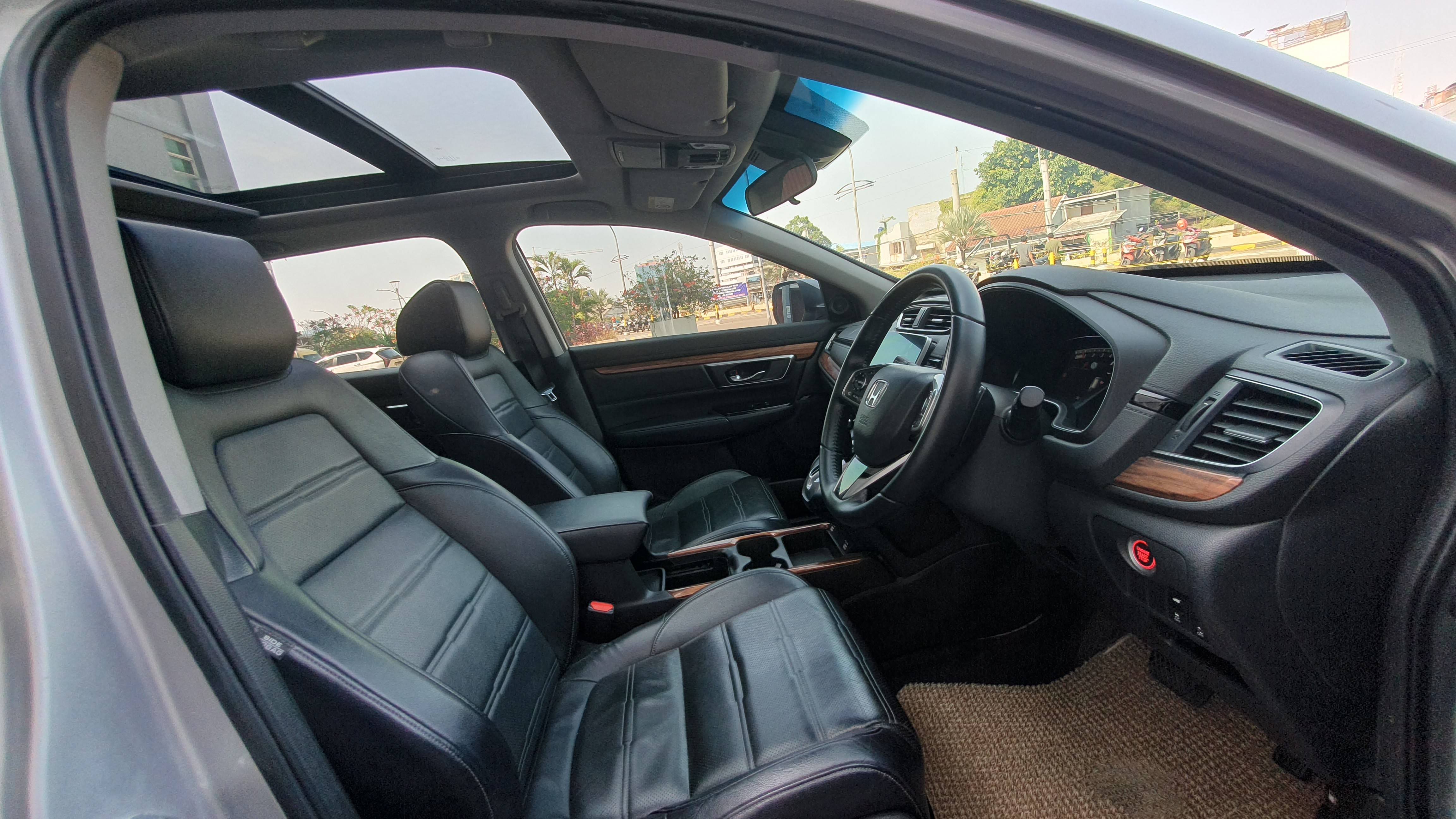 2022 Honda CR-V  1.5L Turbo Prestige 2022 Honda CR-V  1.5L Turbo Prestige