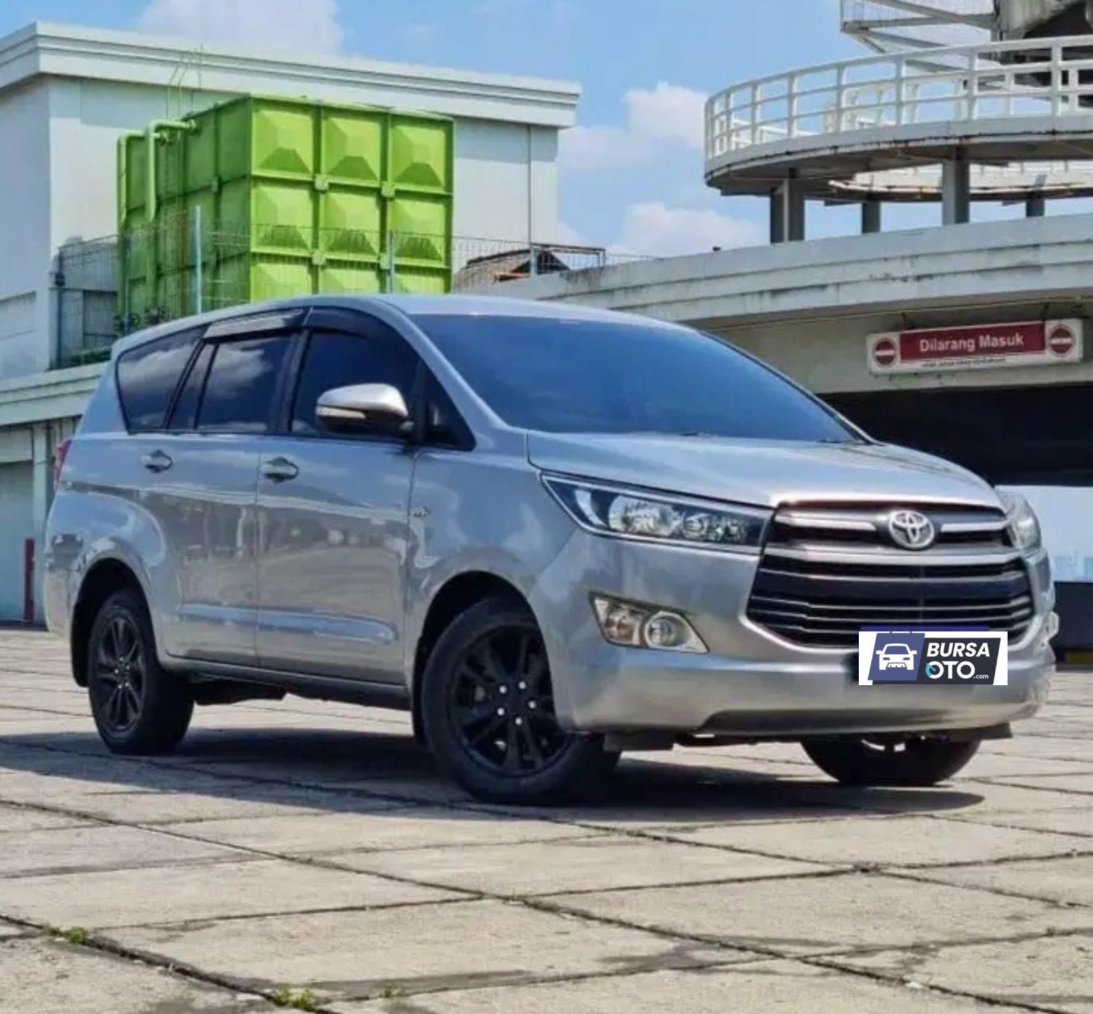 2017 Toyota Innova 2017 Toyota Innova
