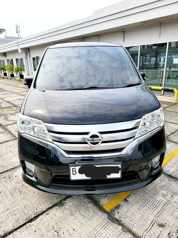 2013 Nissan Serena