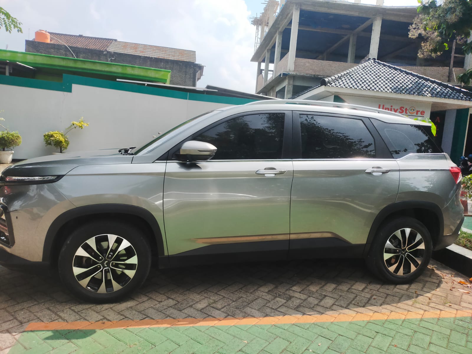 2023 Wuling Almaz RS 1.5L EX 7 Seater 2023 Wuling Almaz RS 1.5L EX 7 Seater