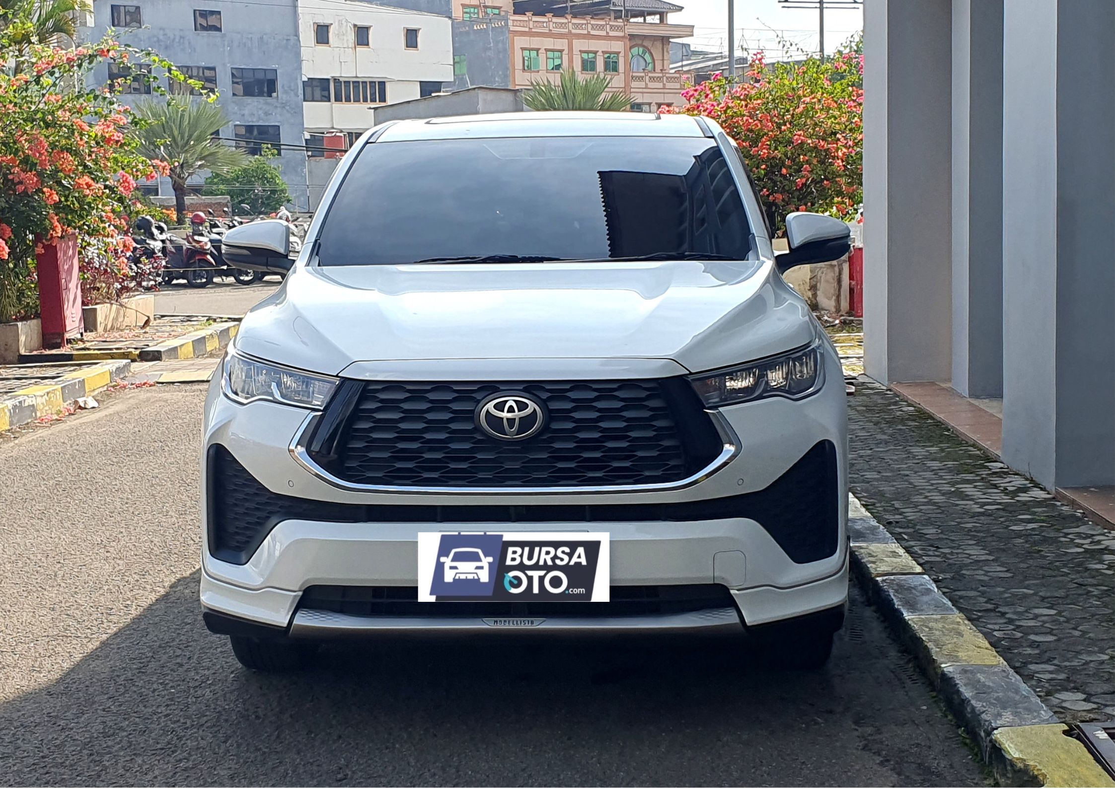 2024 Toyota Kijang Innova Zenix Hybrid EV Bekas 2024 Toyota Kijang Innova Zenix Hybrid EV Bekas