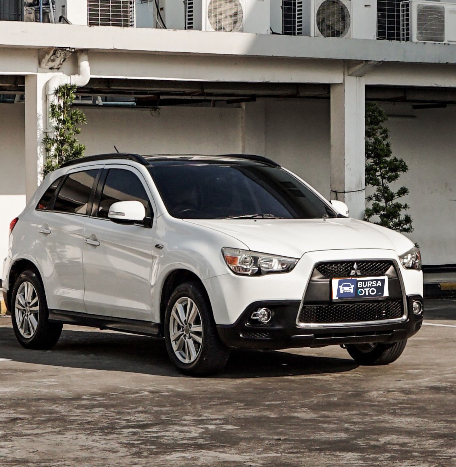 2012 Mitsubishi Outlander Sport Bekas 2012 Mitsubishi Outlander Sport Bekas
