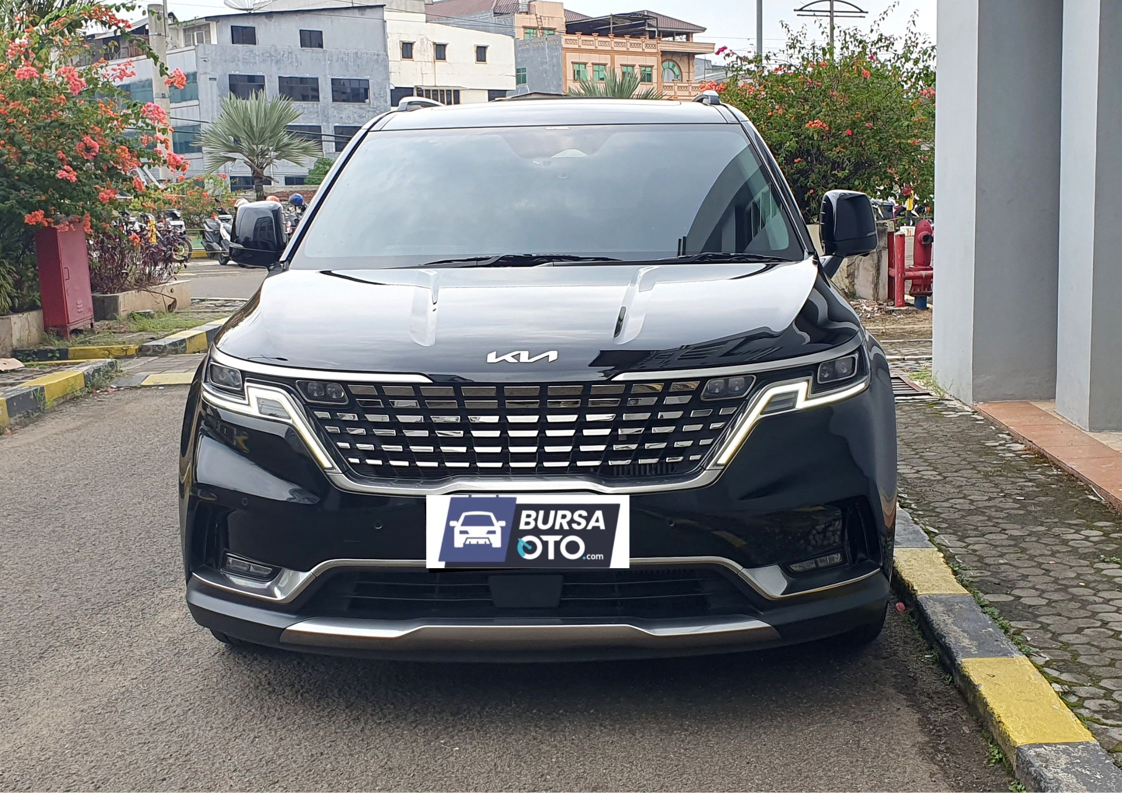 2023 Kia Grand Carnival Bekas 2023 Kia Grand Carnival Bekas