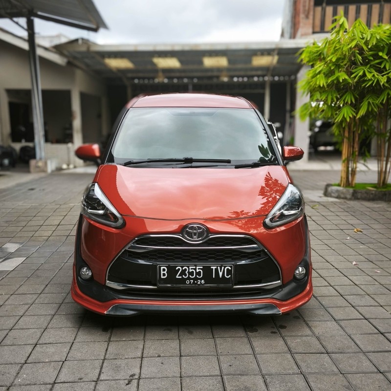 2017 Toyota Sienta 1.5L Q AT