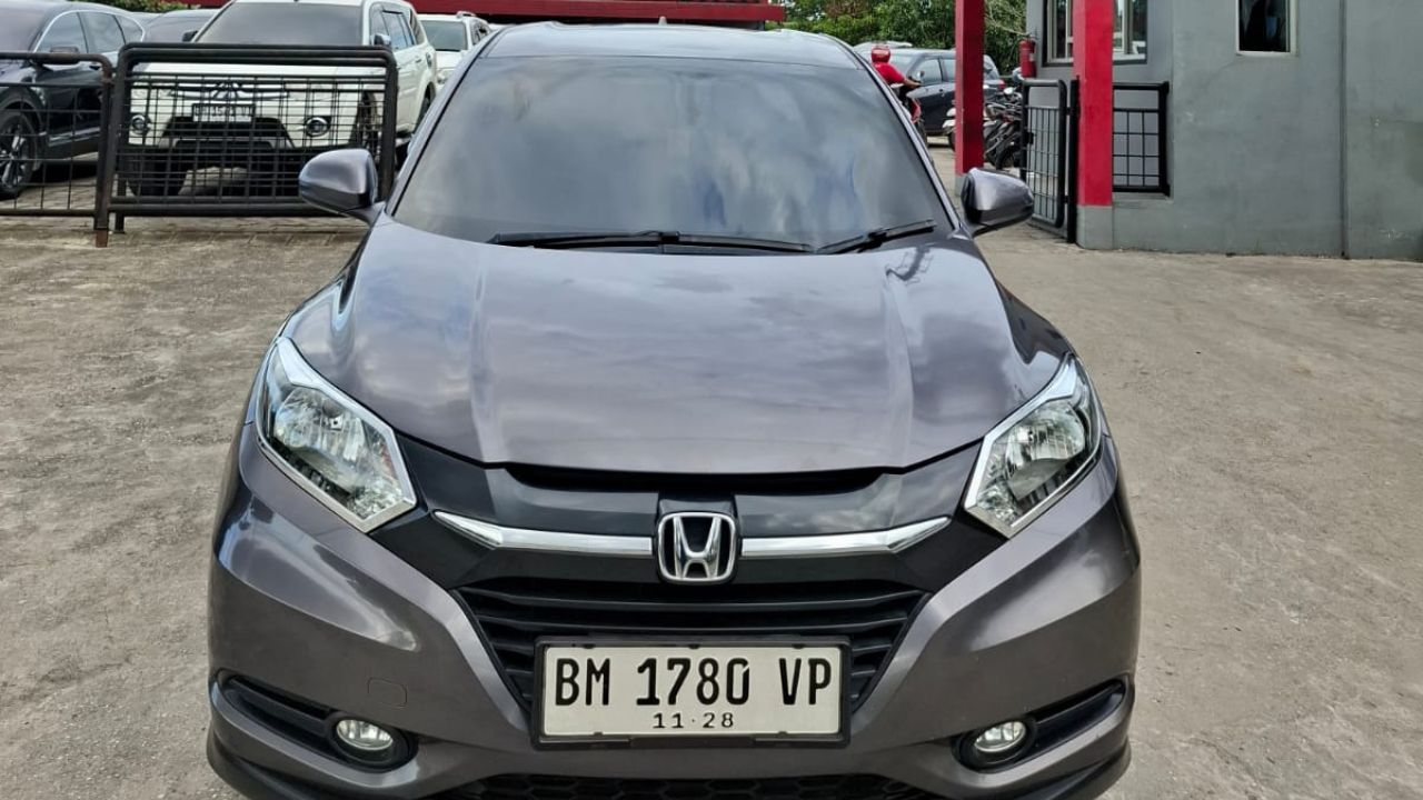 Second Hand 2017 Honda HRV  1.5 E AT Second Hand 2017 Honda HRV  1.5 E AT