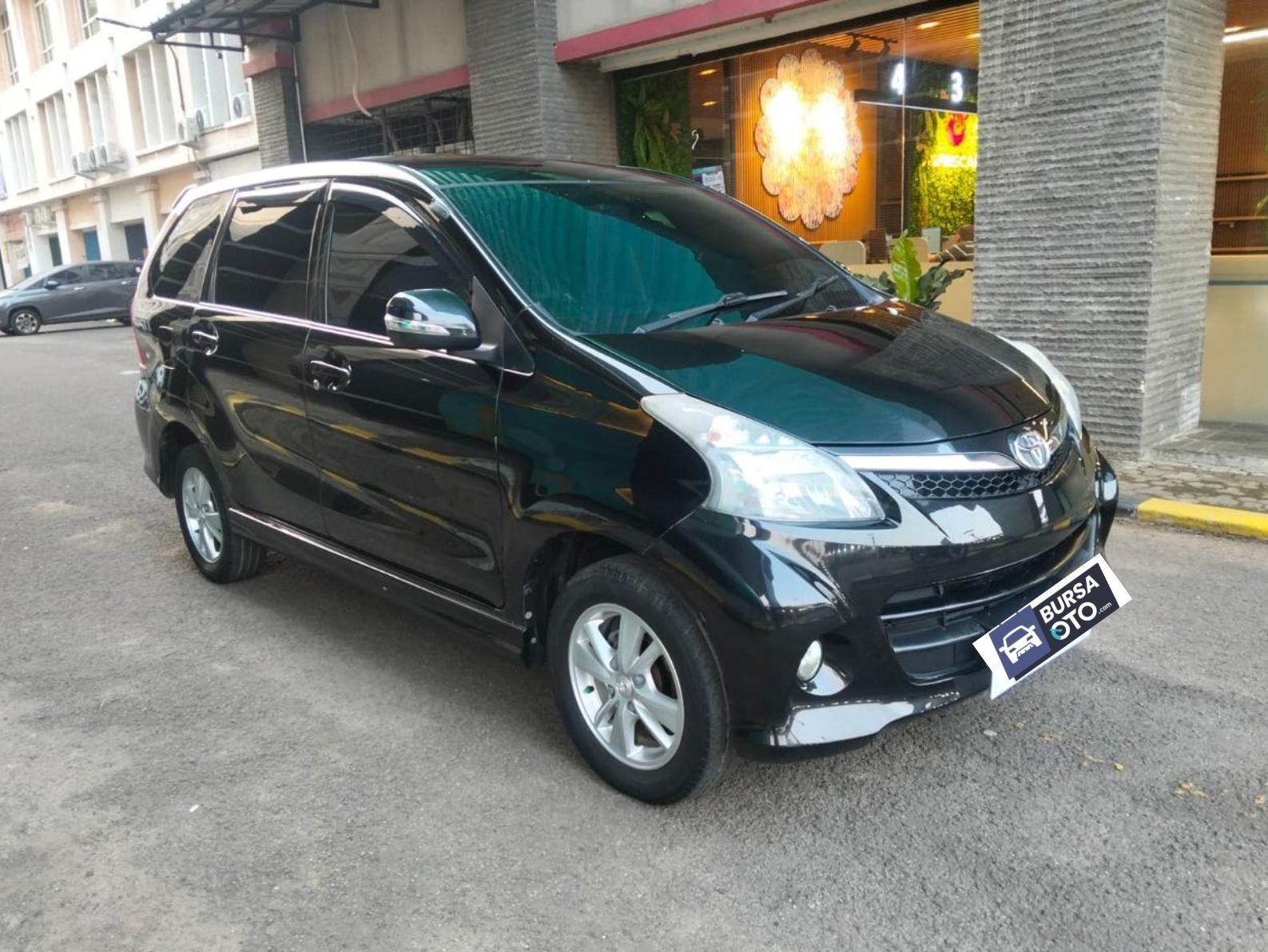 2012 Toyota Avanza Veloz Bekas 2012 Toyota Avanza Veloz Bekas