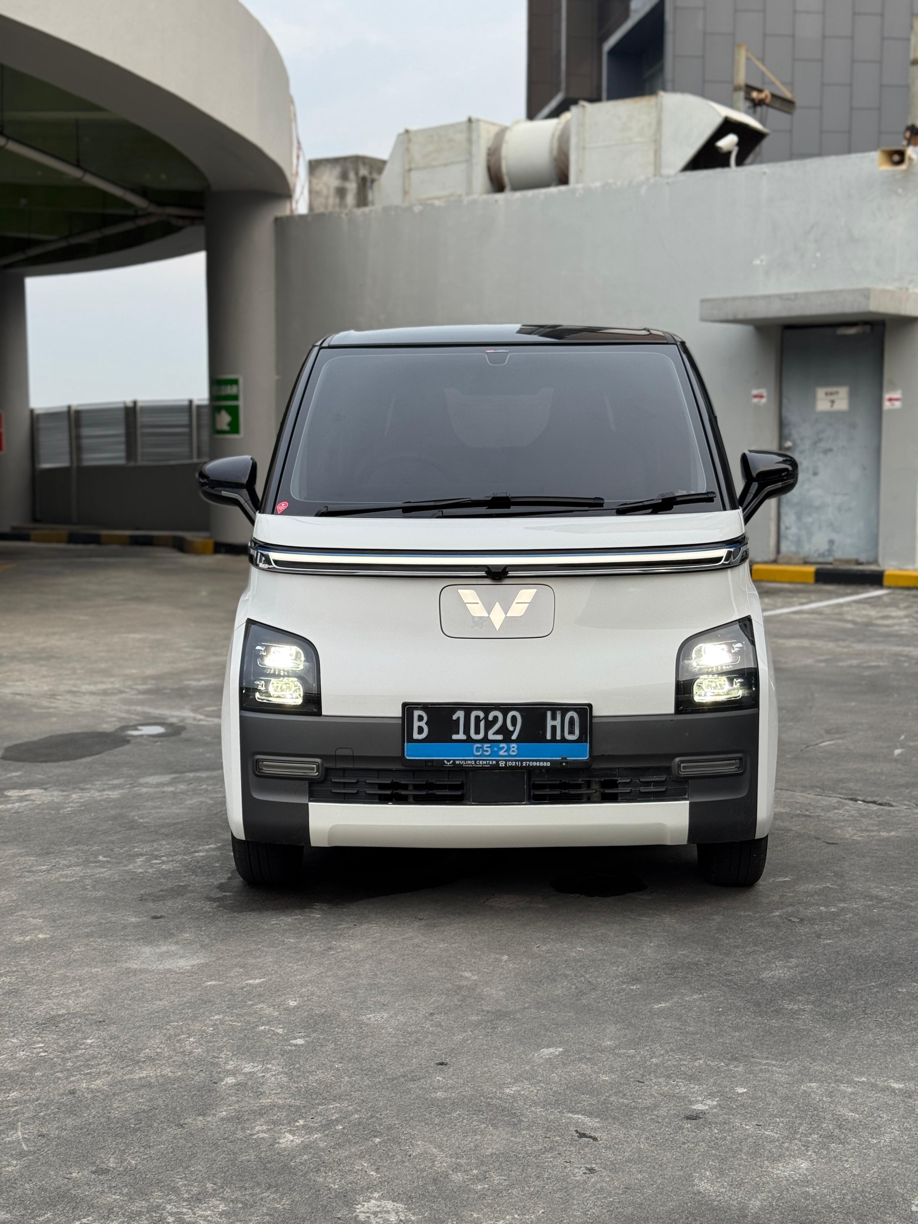 Second Hand 2023 Wuling Air EV Second Hand 2023 Wuling Air EV