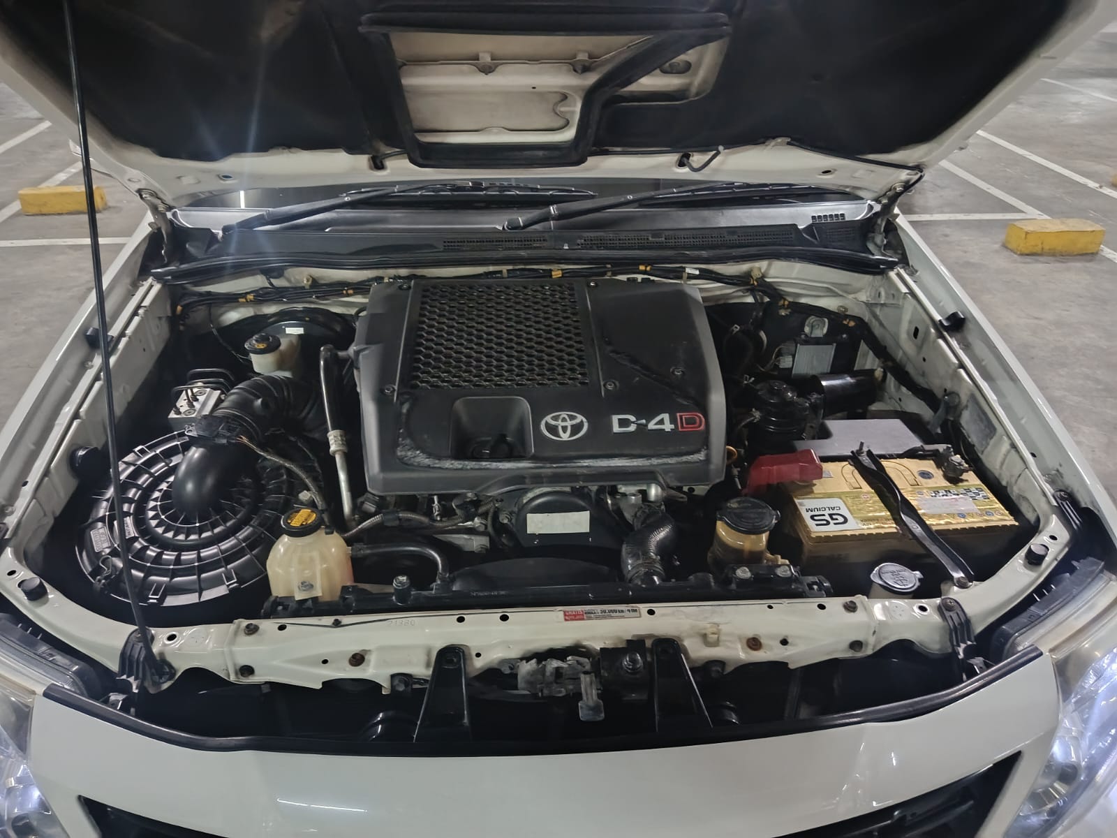 2014 Toyota Fortuner  2014 Toyota Fortuner