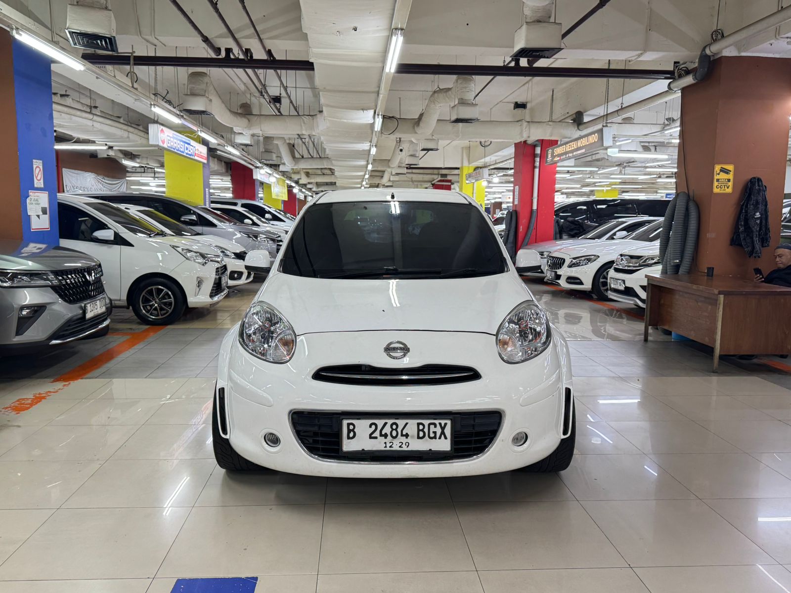 2013 Nissan March Bekas 2013 Nissan March Bekas