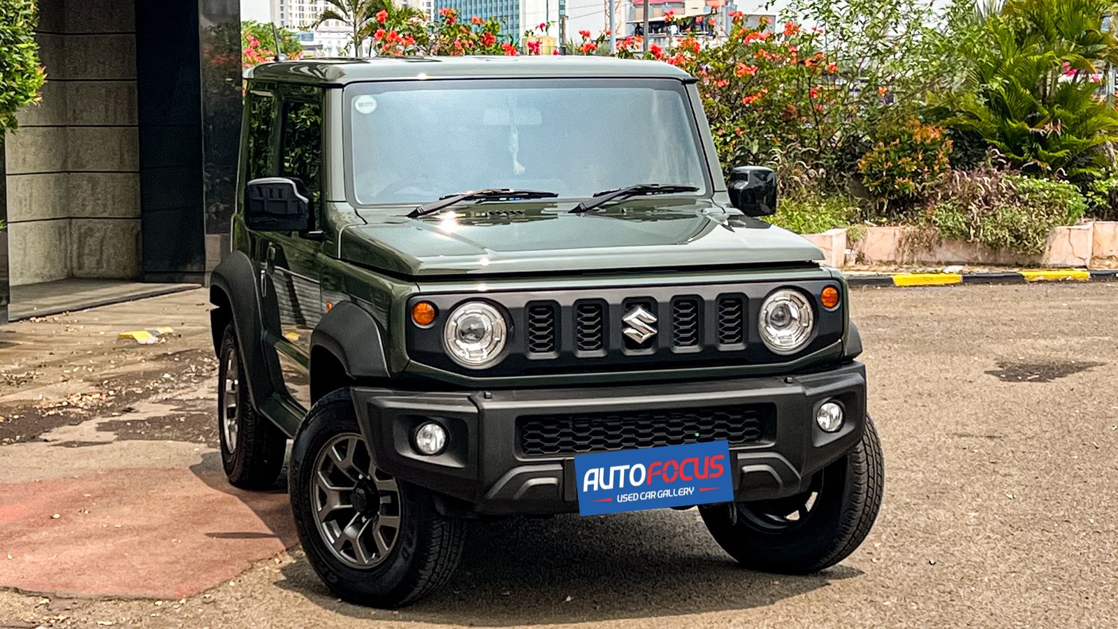 2022 Suzuki Jimny Two Tone AT Bekas 2022 Suzuki Jimny Two Tone AT Bekas