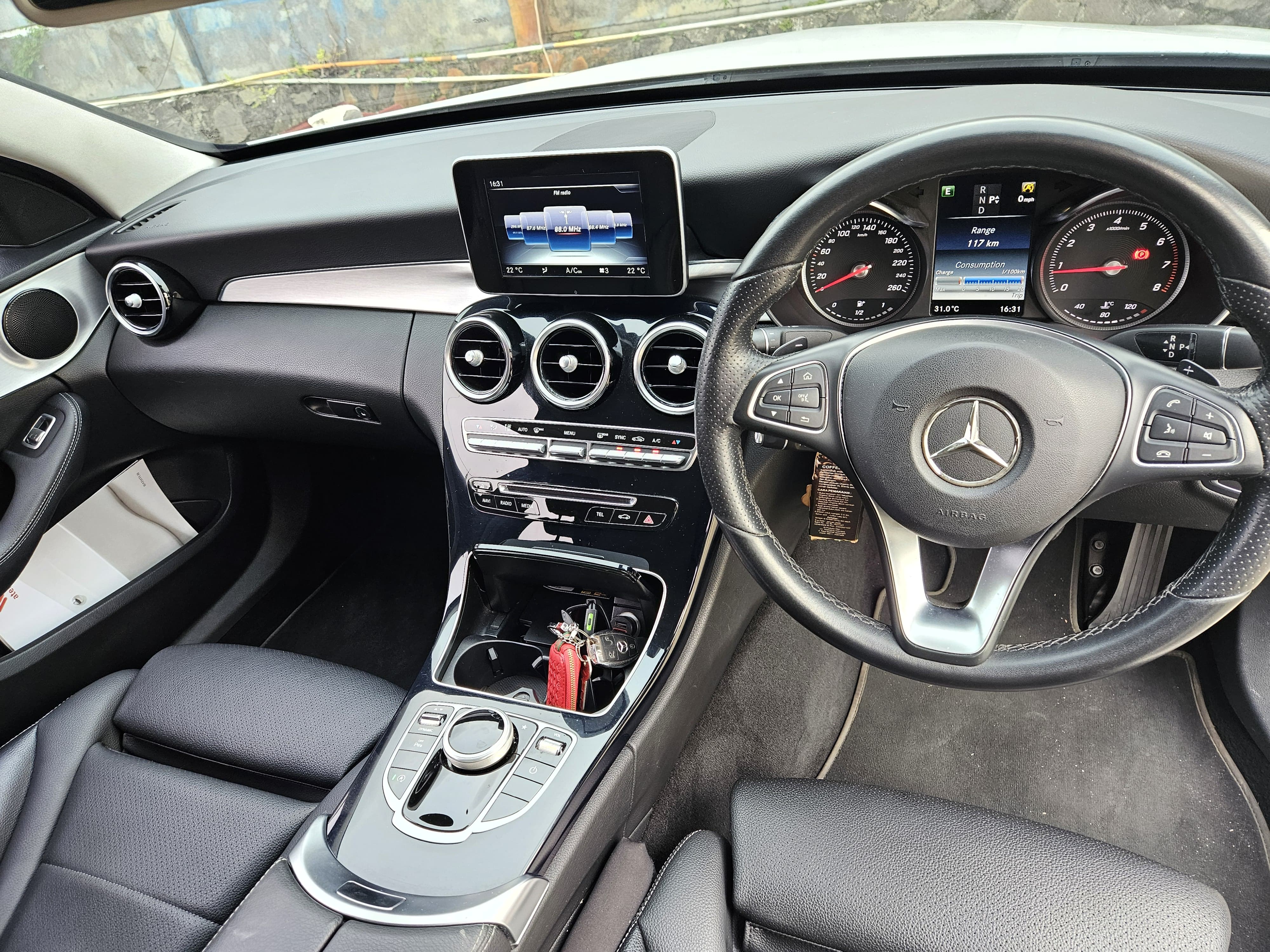 2017 Mercedes Benz C-Class Sedan C 200 2017 Mercedes Benz C-Class Sedan C 200