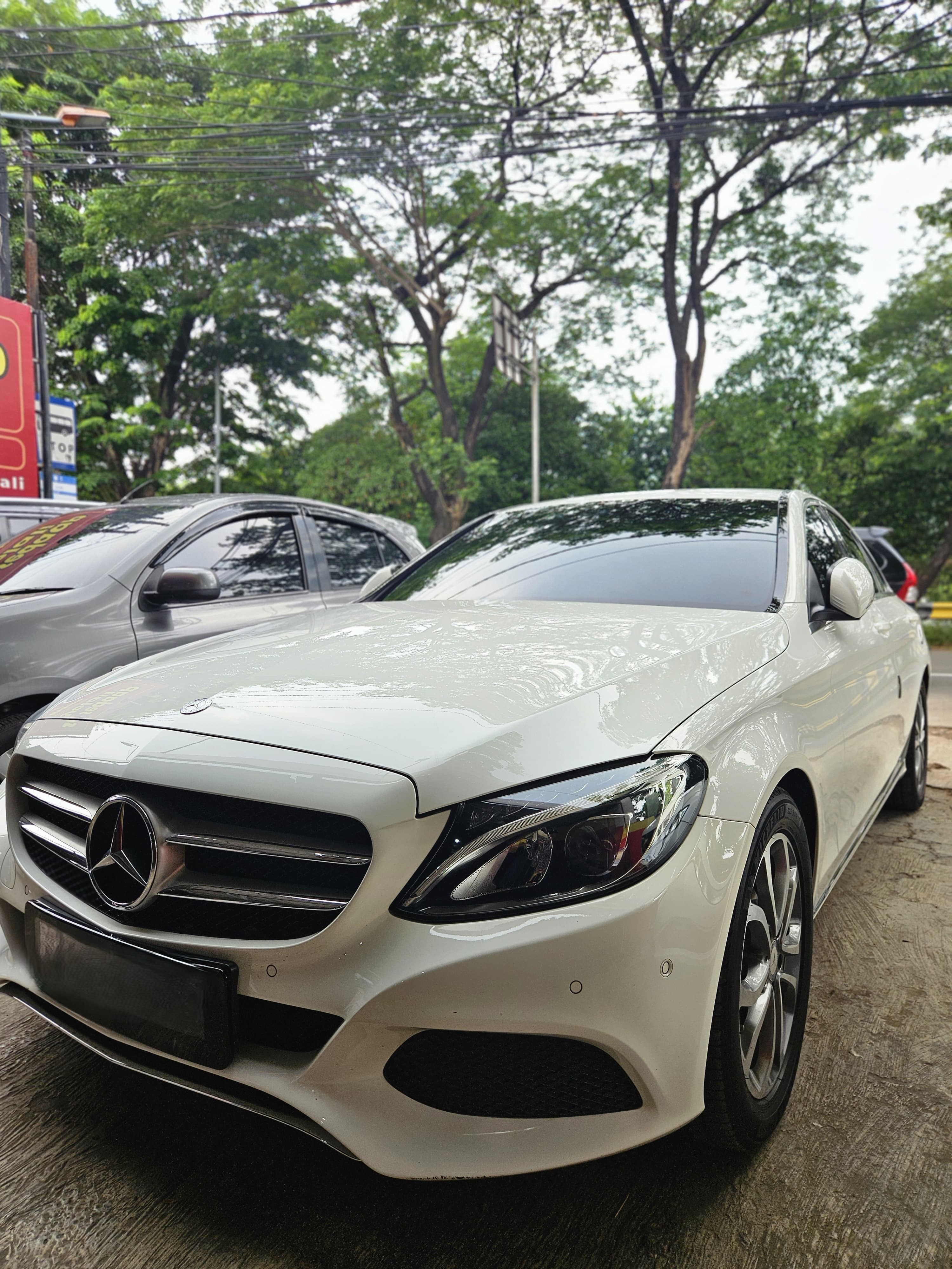 2017 Mercedes Benz C-Class Sedan C 200 2017 Mercedes Benz C-Class Sedan C 200