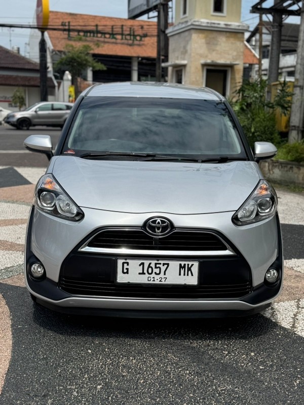 2016 Toyota Sienta G MT