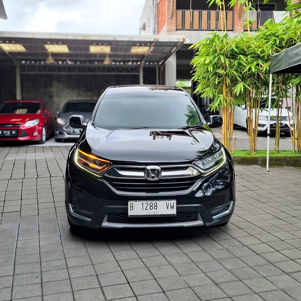 2017 Honda CR-V  1.5 TURBO PRESTIGE CVT 2017 Honda CR-V  1.5 TURBO PRESTIGE CVT