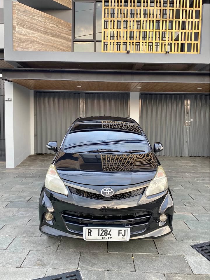 2012 Toyota Avanza Veloz  1.5 AT Bekas 2012 Toyota Avanza Veloz  1.5 AT Bekas