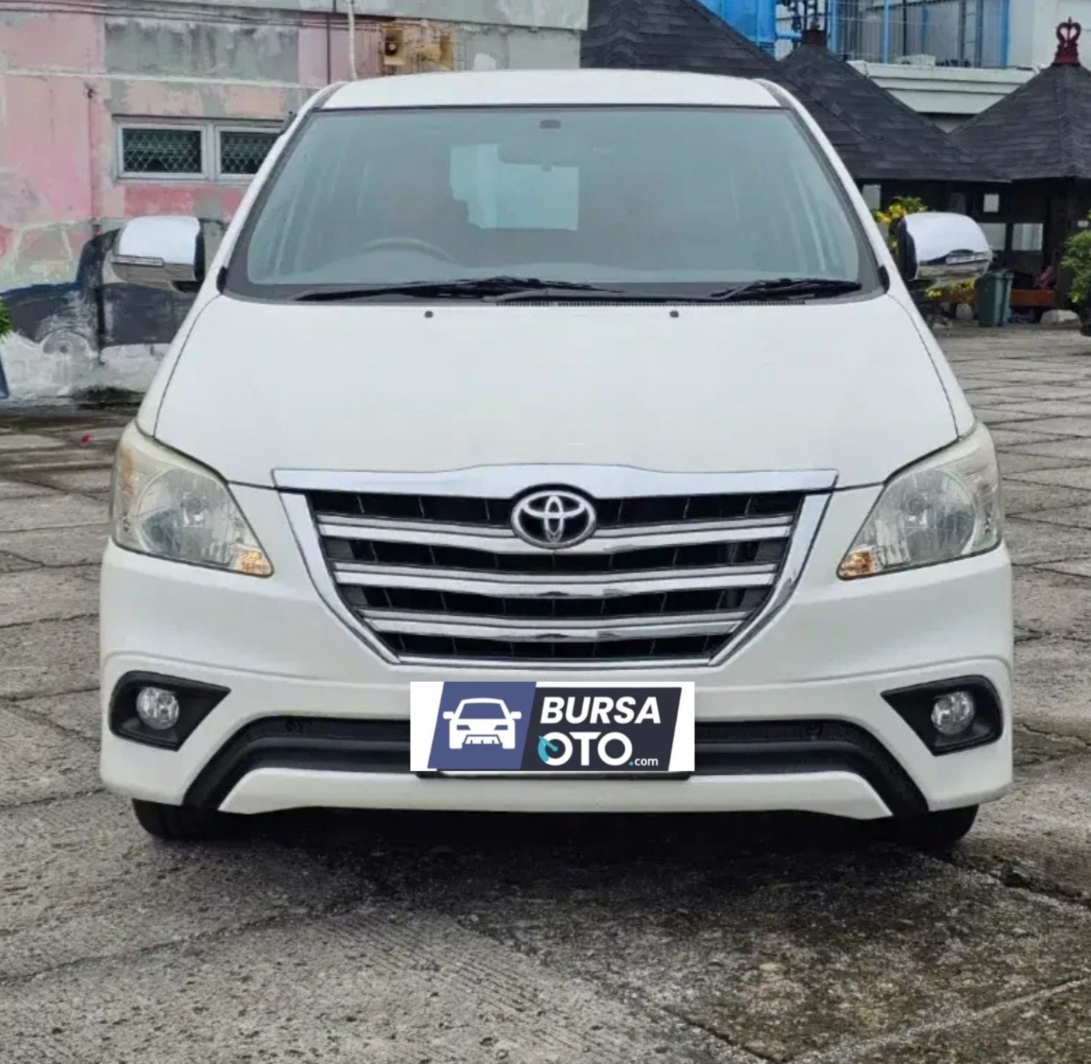 Second Hand 2015 Toyota Innova Second Hand 2015 Toyota Innova