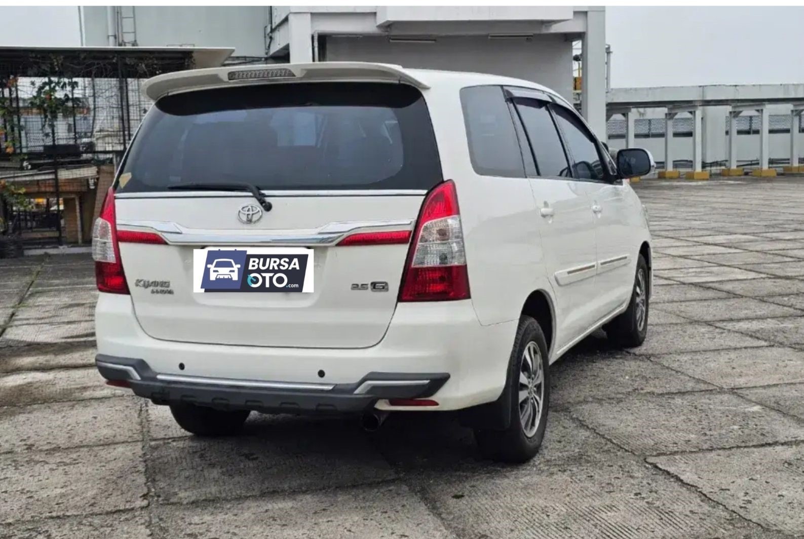 2015 Toyota Innova 2015 Toyota Innova