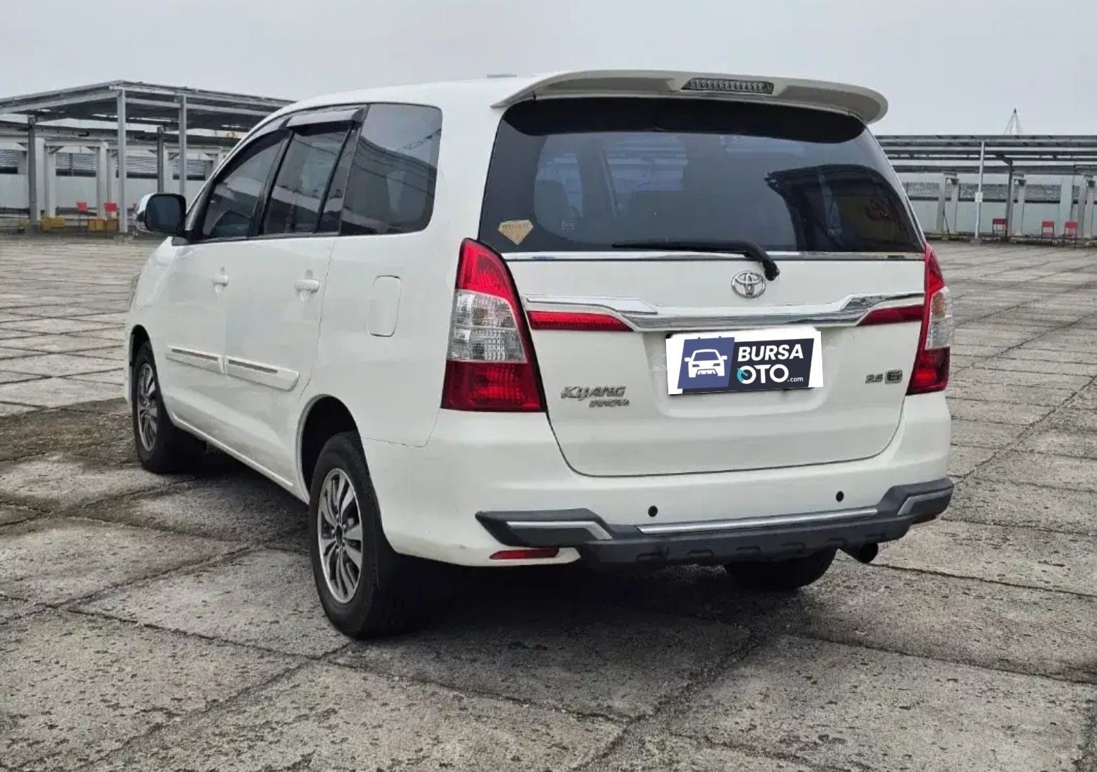 2015 Toyota Innova 2015 Toyota Innova