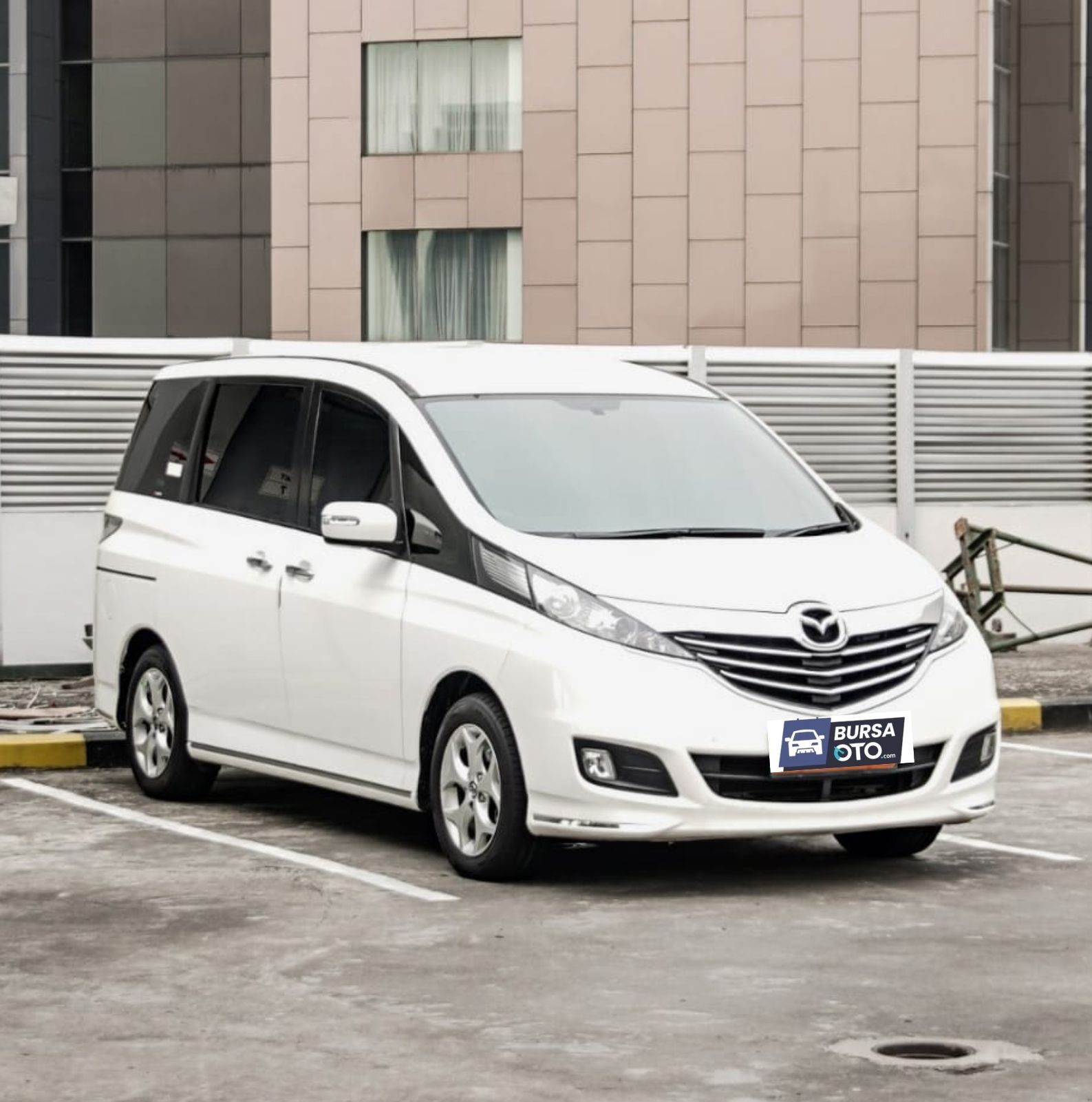 2014 Mazda Biante Bekas 2014 Mazda Biante Bekas