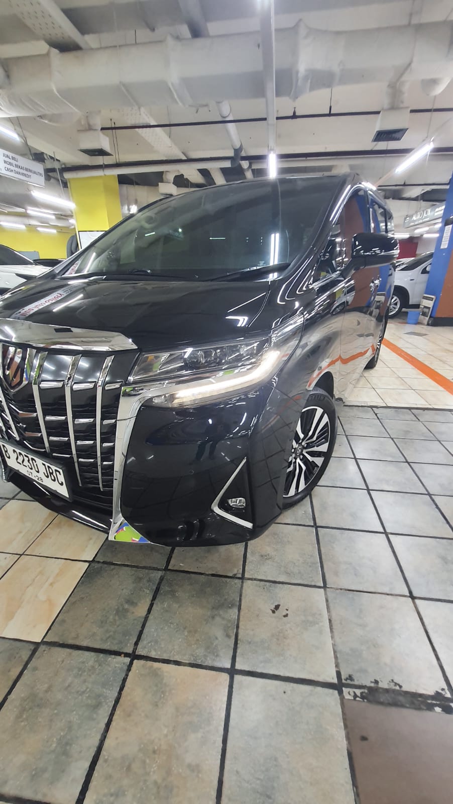 Second Hand 2018 Toyota Alphard  2.5 G A/T Second Hand 2018 Toyota Alphard  2.5 G A/T