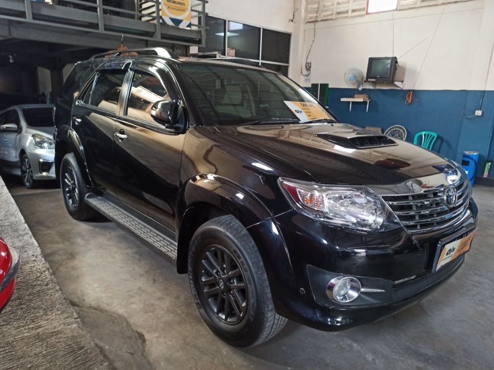 2015 Toyota Fortuner  2.5 G A/T